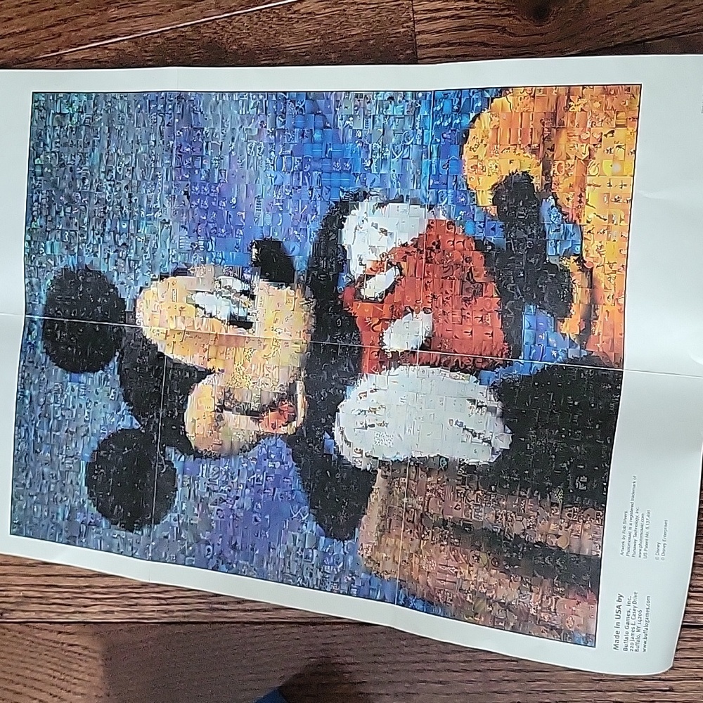 Disney Mickey Mouse Photomosaics Puzzle - Picture 5 of 5